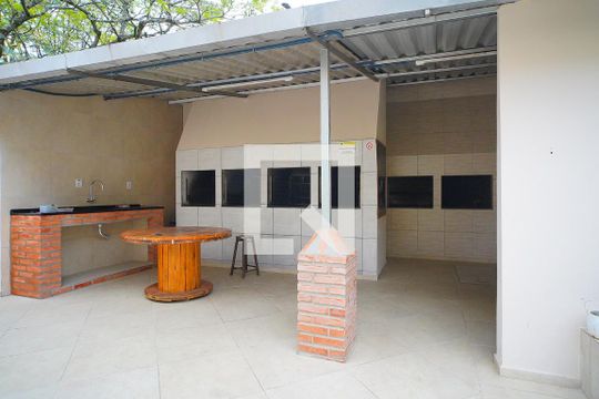 Área comum - Churrasqueira de apartamento à venda com 2 quartos, 55m² em Humaitá, Porto Alegre