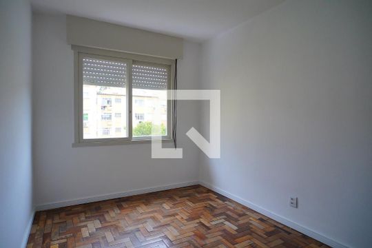 Quarto 2 de apartamento à venda com 2 quartos, 55m² em Humaitá, Porto Alegre