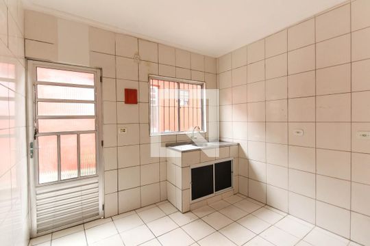 Cozinha de casa para alugar com 1 quarto, 25m² em Vila Regente Feijó, São Paulo
