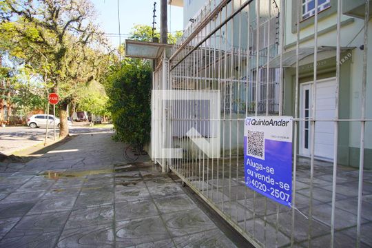fachada  de apartamento à venda com 3 quartos, 90m² em São Geraldo, Porto Alegre