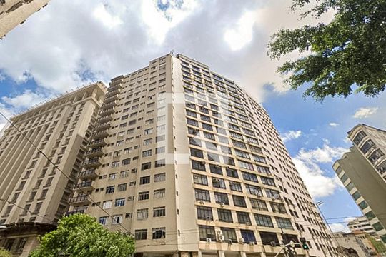 Fachada de kitnet/studio para alugar com 1 quarto, 40m² em Centro Histórico de São Paulo, São Paulo