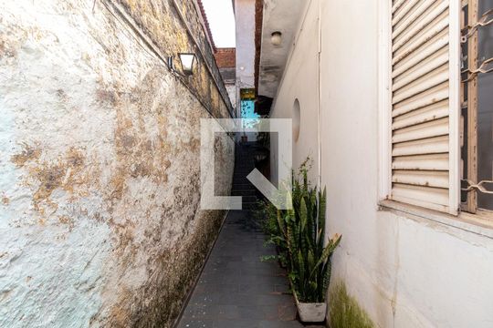 Corredor Lateral de casa à venda com 4 quartos, 310m² em Santana, São Paulo