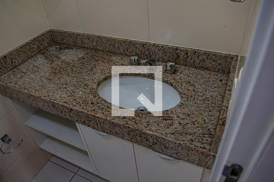 banheiro de apartamento à venda com 2 quartos, 65m² em Pechincha, Rio de Janeiro