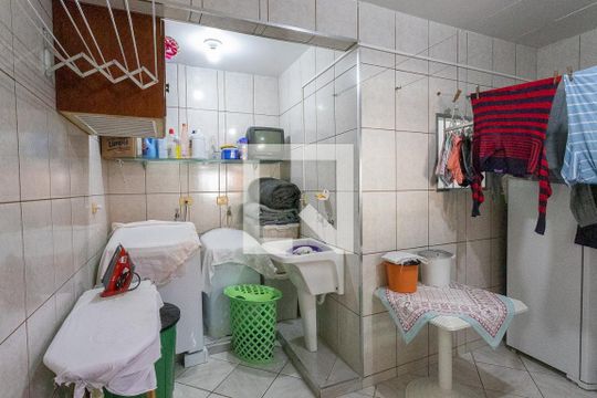 Área de serviço 2 de casa à venda com 3 quartos, 225m² em Conceição, Diadema