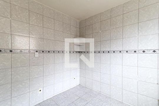 Cozinha de casa para alugar com 1 quarto, 50m² em Inhaúma, Rio de Janeiro