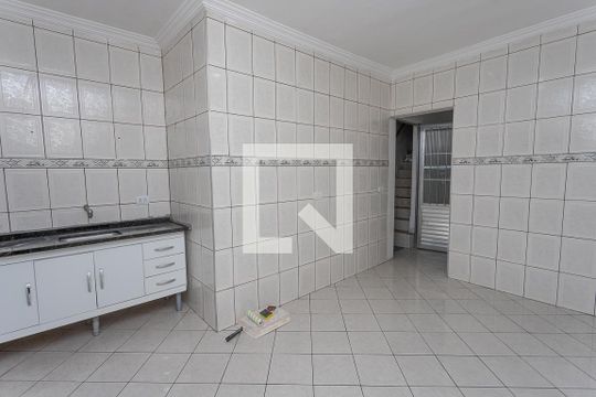 Cozinha de casa para alugar com 1 quarto, 48m² em Conceição, Diadema