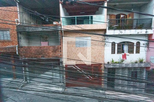 Vista da cozinha de casa para alugar com 1 quarto, 48m² em Conceição, Diadema