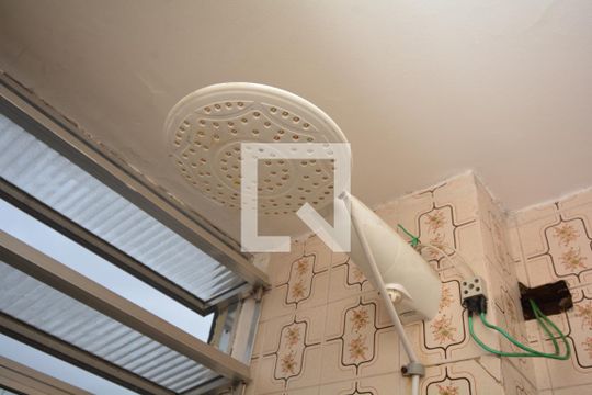 Banheiro de apartamento à venda com 1 quarto, 40m² em Irajá, Rio de Janeiro