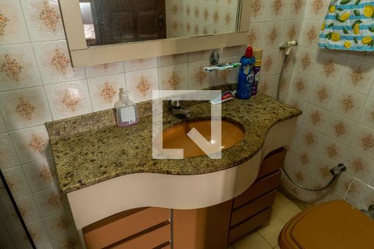Banheiro da Suíte de casa à venda com 4 quartos, 700m² em Fonseca, Niterói