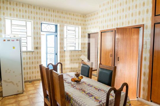 Cozinha de casa à venda com 4 quartos, 700m² em Fonseca, Niterói