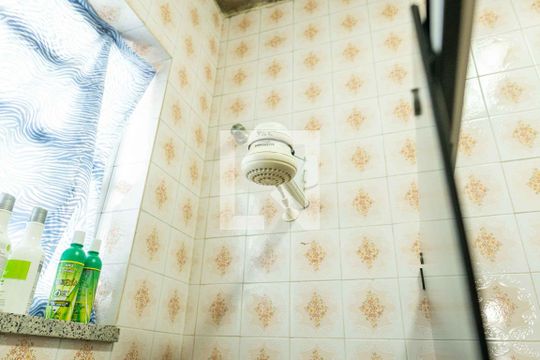 Banheiro da Suíte de casa à venda com 4 quartos, 700m² em Fonseca, Niterói