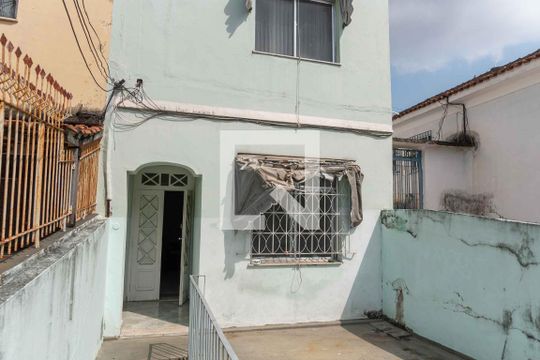 Fachada de casa à venda com 3 quartos, 200m² em Fonseca, Niterói
