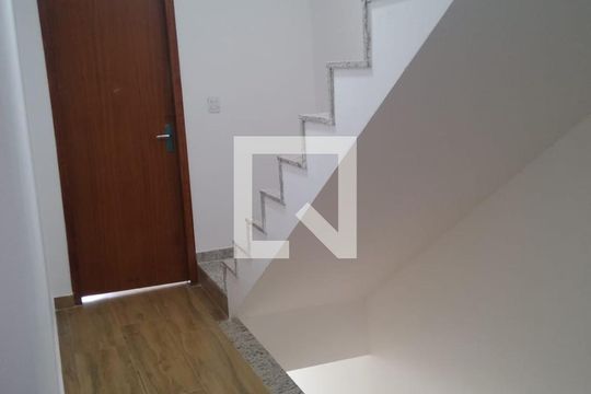 Corredor de casa para alugar com 3 quartos, 163m² em Campo Grande, Rio de Janeiro