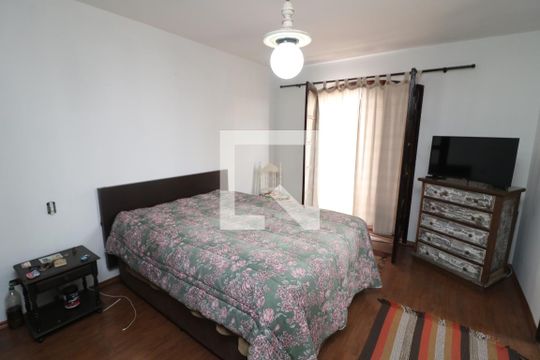 Suite de casa à venda com 5 quartos, 260m² em Vila Carrao, São Paulo