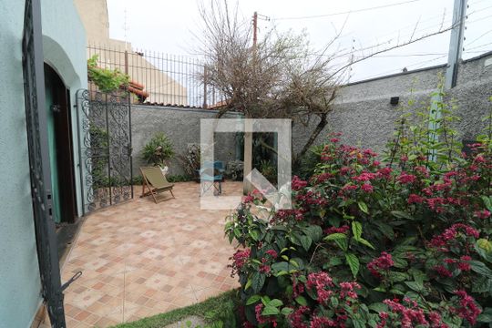 Quintal de casa à venda com 5 quartos, 260m² em Vila Carrao, São Paulo