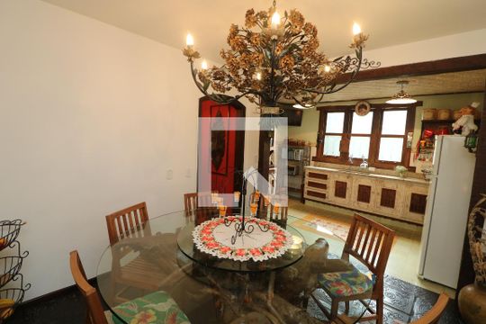 Sala de Jantar de casa à venda com 5 quartos, 260m² em Vila Carrao, São Paulo