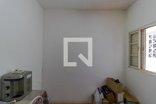 Quarto 02 (Edícula) de casa para alugar com 4 quartos, 175m² em Vila Itapura, Campinas