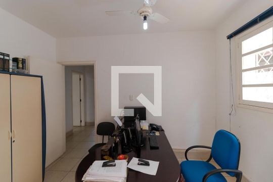 Sala 03 de casa à venda com 4 quartos, 175m² em Vila Itapura, Campinas