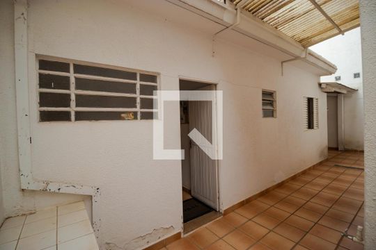 Edícula de casa à venda com 4 quartos, 175m² em Vila Itapura, Campinas