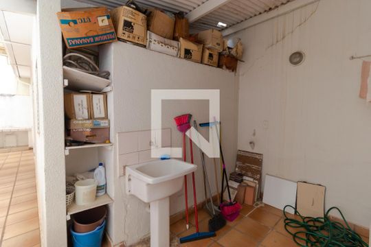 Área de Serviço de casa à venda com 4 quartos, 175m² em Vila Itapura, Campinas