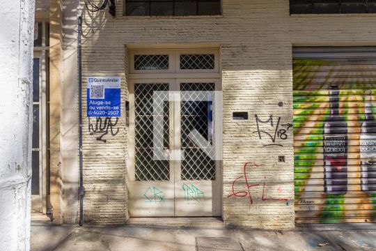 Entrada de apartamento à venda com 2 quartos, 74m² em Liberdade, São Paulo
