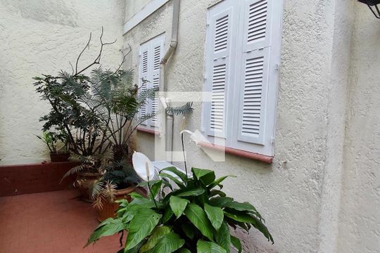Fachada interna  de kitnet/studio à venda com 1 quarto, 42m² em Jardim Botânico, Rio de Janeiro