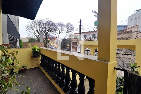 Varanda de casa à venda com 4 quartos, 395m² em Vila Curuca, Santo André
