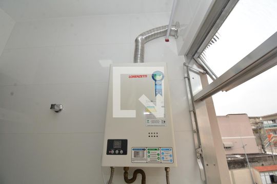 Cozinha e Área de Serviço de apartamento para alugar com 2 quartos, 61m² em Irajá, Rio de Janeiro