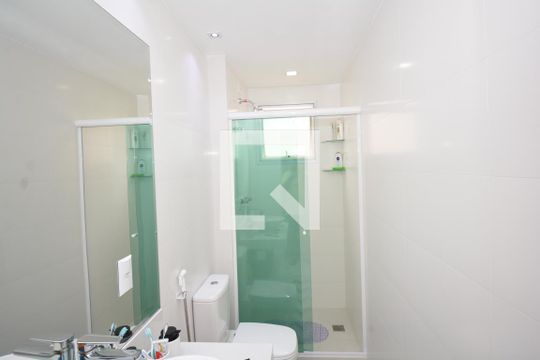Banheiro de apartamento à venda com 2 quartos, 61m² em Irajá, Rio de Janeiro