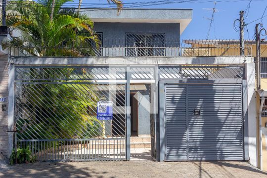 Fachada de casa à venda com 4 quartos, 366m² em Jardim Vera Cruz, São Paulo