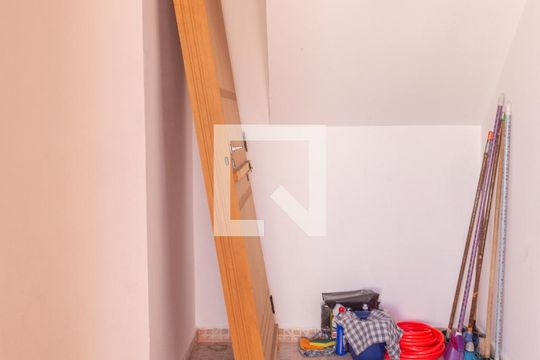 Depósito de casa à venda com 4 quartos, 366m² em Jardim Vera Cruz, São Paulo