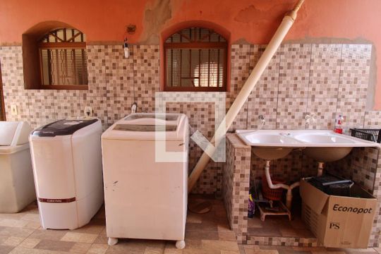 Área comum - lavanderia de kitnet/studio para alugar com 1 quarto, 25m² em Parque das Universidades, Campinas
