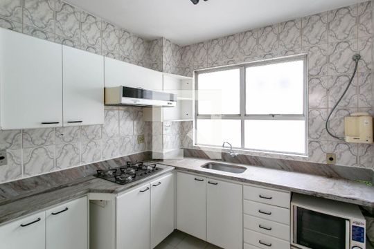 Cozinha de apartamento à venda com 4 quartos, 248m² em Ouro Preto, Belo Horizonte