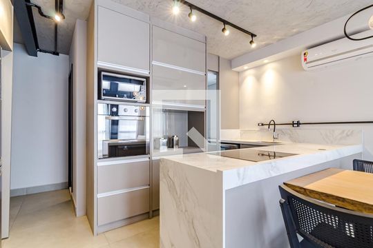 Cozinha de apartamento à venda com 1 quarto, 110m² em Cerqueira César, São Paulo