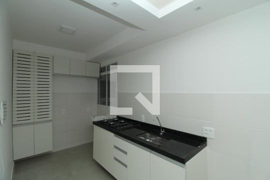 Cozinha de apartamento à venda com 2 quartos, 42m² em Recreio dos Bandeirantes, Rio de Janeiro
