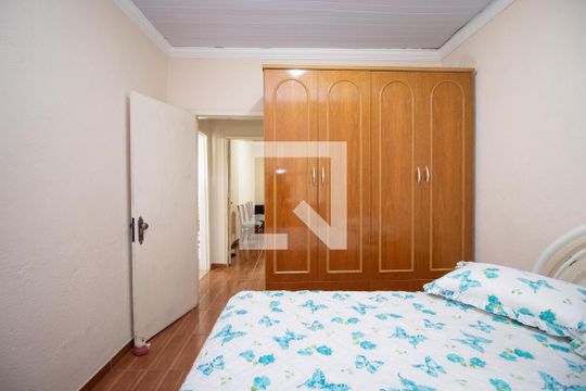 Quarto de casa à venda com 3 quartos, 193m² em Nova Petrópolis, São Bernardo do Campo