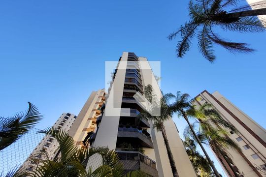 Fachada do Prédio de apartamento à venda com 4 quartos, 226m² em Vila Suzana, São Paulo
