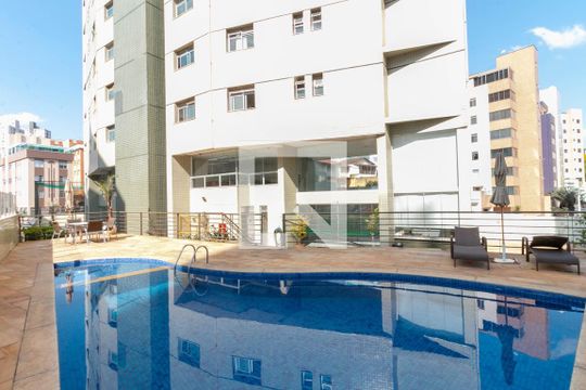 Área comum - Piscina de apartamento para alugar com 3 quartos, 120m² em Grajaú, Belo Horizonte