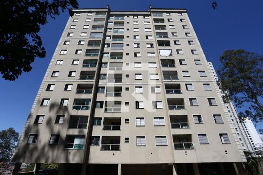 Fachada de apartamento à venda com 2 quartos, 65m² em Vila Suzana, São Paulo