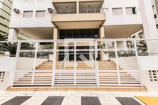 Fachada do Prédio de apartamento para alugar com 2 quartos, 84m² em Vila Alzira, Guarujá
