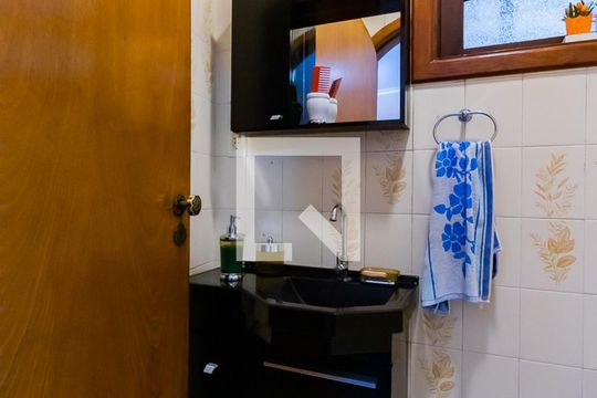 Lavabo de casa à venda com 3 quartos, 220m² em Jardim Vergueiro, São Paulo