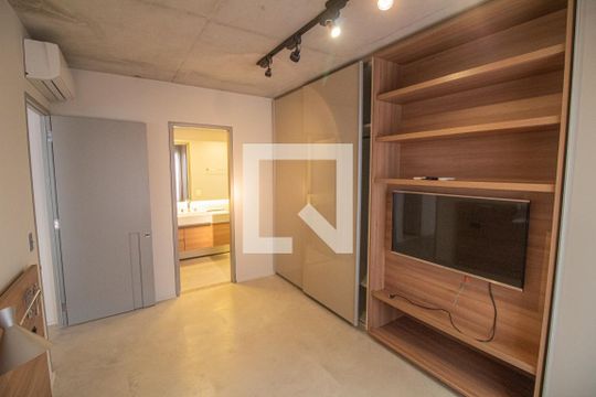 Quarto  de apartamento para alugar com 1 quarto, 70m² em Jardim das Acácias, São Paulo