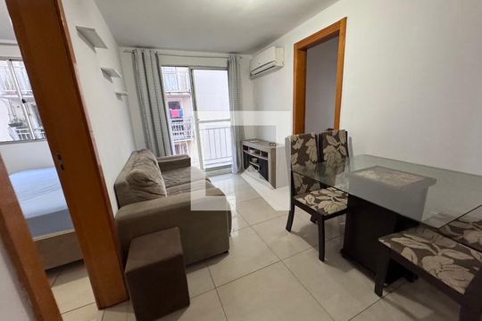 Sala de apartamento à venda com 3 quartos, 52m² em Santos Dumont, São Leopoldo