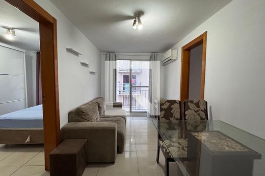 Sala de apartamento para alugar com 3 quartos, 52m² em Santos Dumont, São Leopoldo