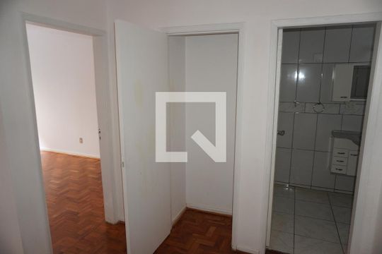 Corredor de apartamento para alugar com 1 quarto, 75m² em Jardim Paulista, São Paulo