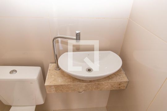 Lavabo de apartamento para alugar com 2 quartos, 95m² em Casa Grande, Diadema