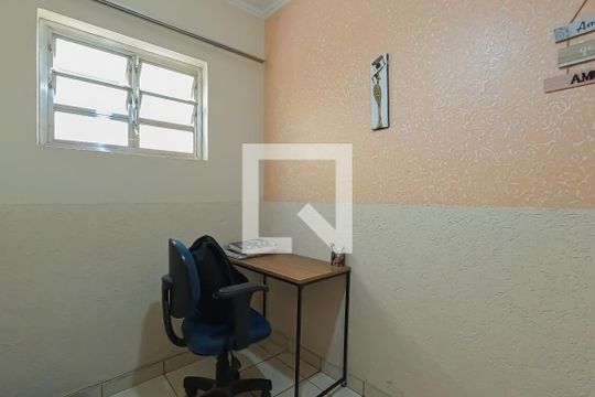 Quarto 1 de casa à venda com 4 quartos, 135m² em Vila Adelaide Perella, Guarulhos