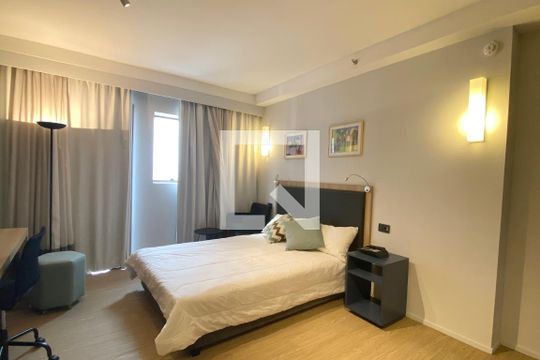 Quarto de kitnet/studio para alugar com 1 quarto, 34m² em Alphaville Industrial, Barueri