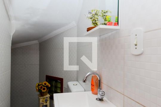 Lavabo  de casa à venda com 4 quartos, 330m² em Vila Francisco Mineiro, Guarulhos