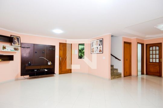 Sala de casa à venda com 4 quartos, 330m² em Vila Francisco Mineiro, Guarulhos